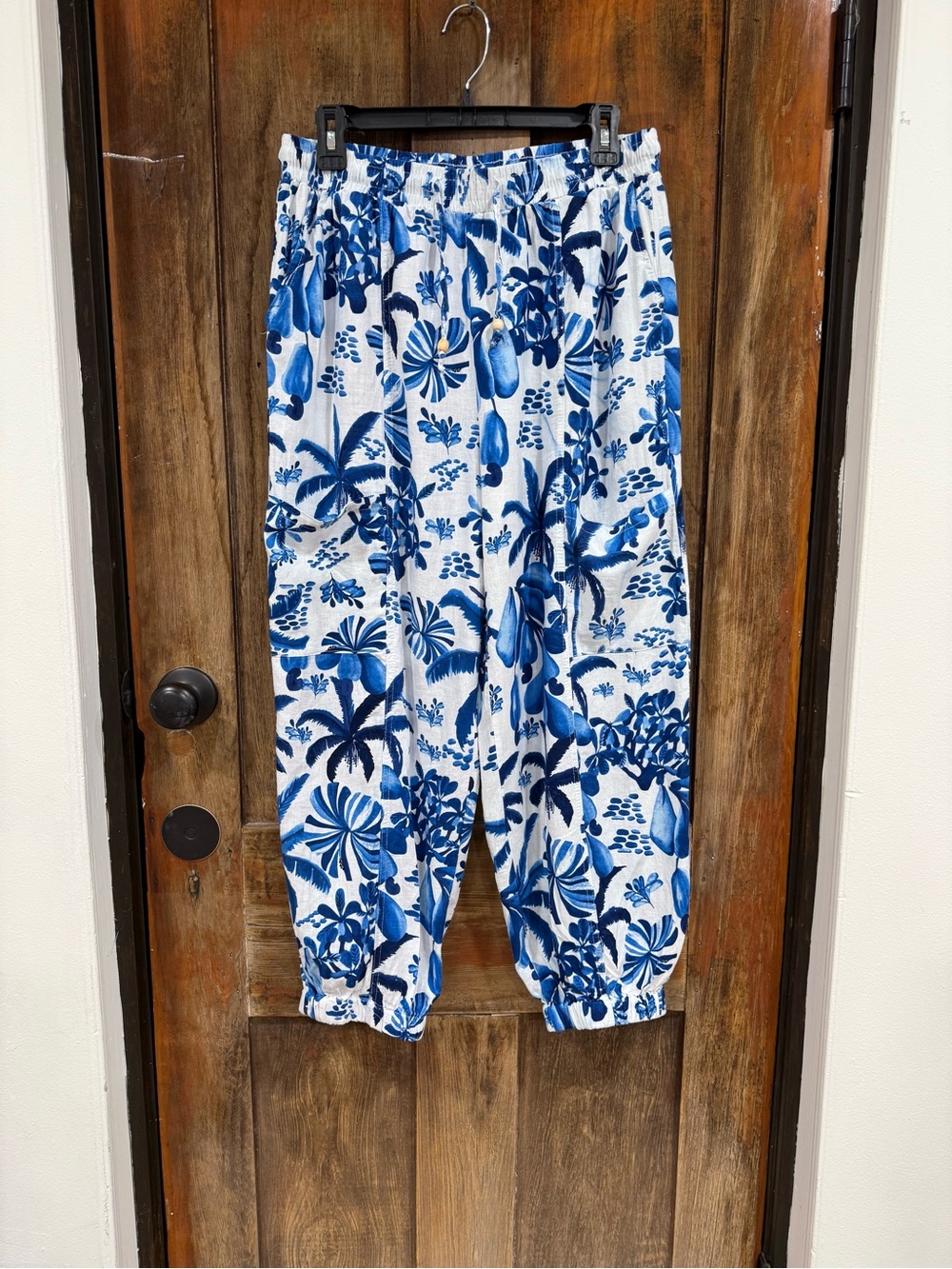 Panama Jack Blue & White Floral Cropped Pants
